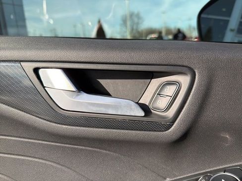 Used 2024 Ford Escape ST-Line w/ Tech Pack #1 image 18