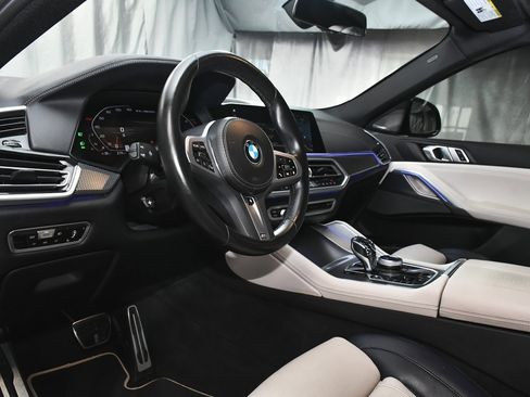 Used 2023 BMW X6 M50i w/ Executive Package image 21