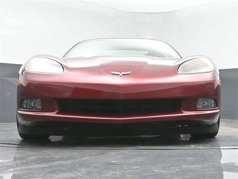 Used 2005 Chevrolet Corvette Convertible w/ Preferred Equipment Group image 26