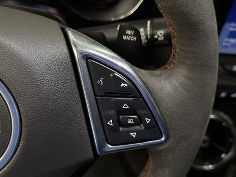 Certified 2019 Chevrolet Camaro ZL1 RWD image 16