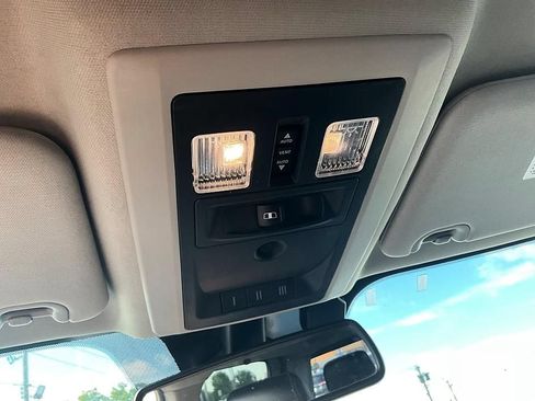 Used 2018 RAM 1500 Laramie w/ Convenience Group AWD/4WD image 31