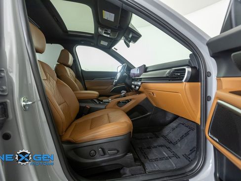 Used 2025 Kia Telluride SX X-Line AWD/4WD image 44