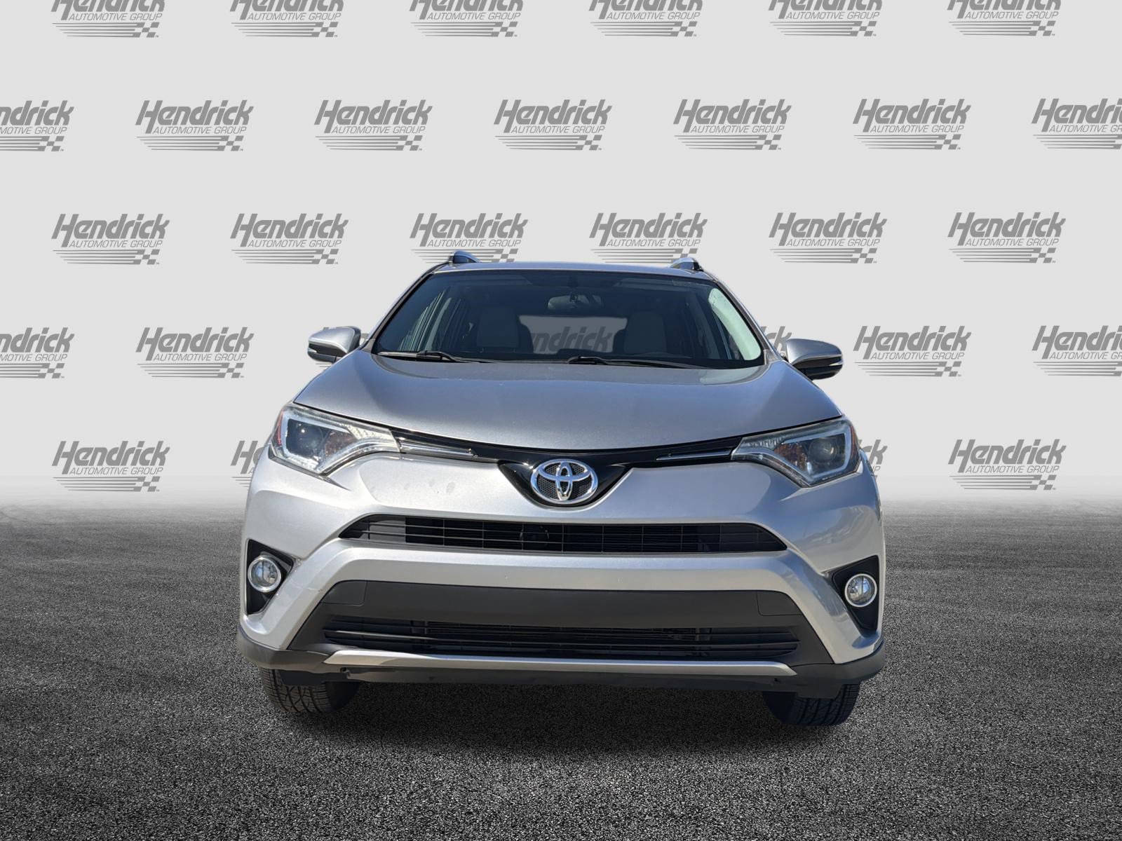 Used 2016 Toyota RAV4 XLE FWD image 3
