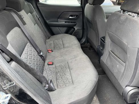 Used 2025 Nissan Kicks SV w/ Illumination Package FWD image 15