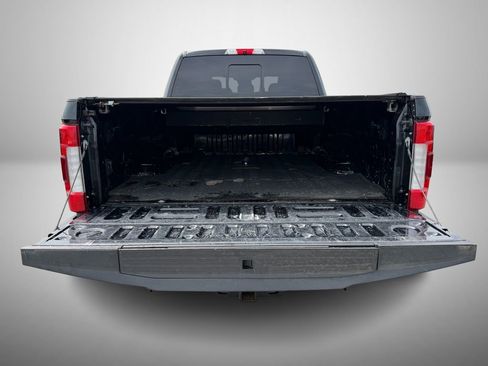 Used 2018 Ford F250 Platinum w/ Platinum Ultimate Package AWD/4WD image 10