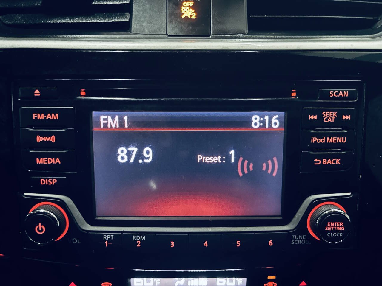 Used 2018 Nissan Sentra SR FWD image 27