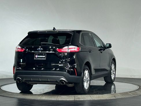 Used 2019 Ford Edge Titanium AWD/4WD image 10