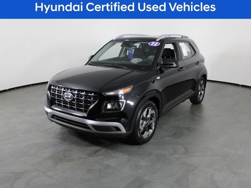 Certified 2022 Hyundai Venue SEL FWD image 2