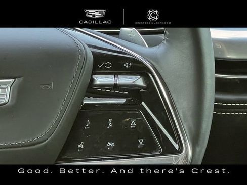 Used 2025 Cadillac Escalade ESV Sport Platinum AWD/4WD image 16