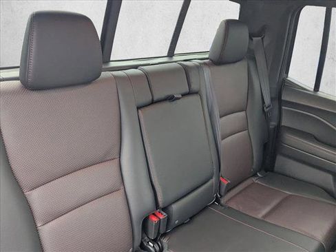 Certified 2025 Honda Ridgeline Black Edition image 20