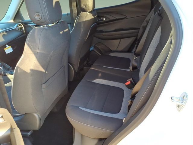 Used 2026 Chevrolet TrailBlazer LT w/ Convenience Package FWD image 12
