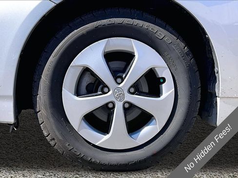 Used 2012 Toyota Prius Two FWD image 8