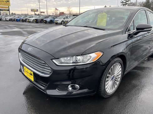 Used 2016 Ford Fusion Titanium image 4