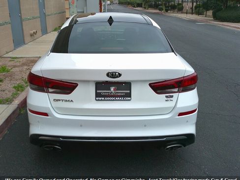 Used 2020 Kia Optima Premium image 4