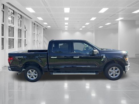 Used 2025 Ford F150 XLT w/ Equipment Group 301A Standard AWD/4WD image 4