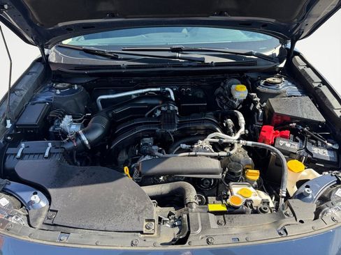 Certified 2025 Subaru Outback Premium AWD/4WD image 17