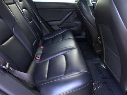 Used 2019 Tesla Model 3 Standard Range Plus RWD image 36