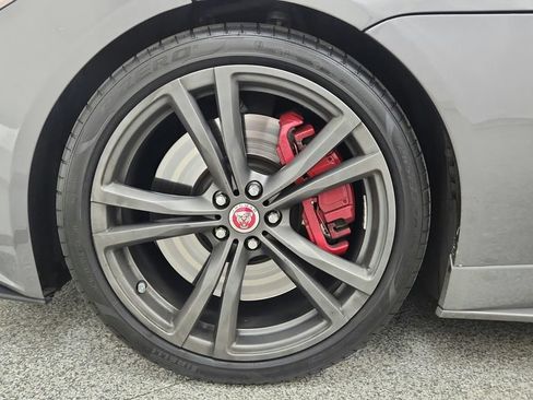 Used 2017 Jaguar F-TYPE SVR AWD/4WD image 30
