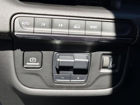 Used 2021 Cadillac Escalade Sport AWD/4WD image 36