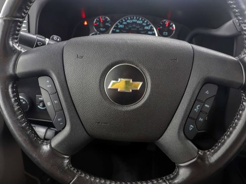 Used 2020 Chevrolet Express 3500 w/ Power Convenience Package image 21