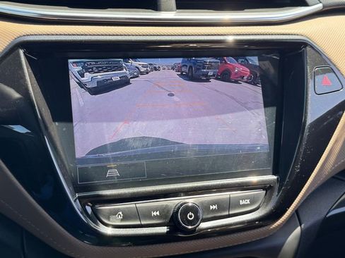 Certified 2021 Chevrolet TrailBlazer ACTIV w/ Technology Package FWD image 18