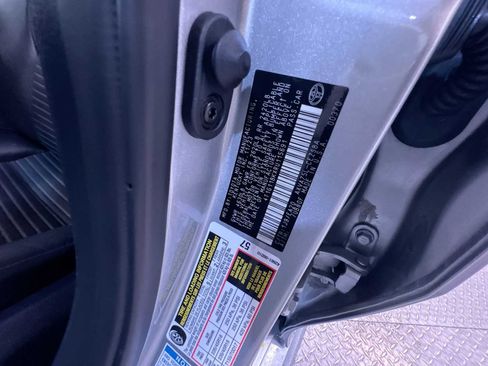 Used 2024 Toyota Camry SE image 40