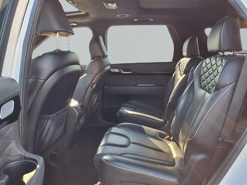 Used 2022 Hyundai Palisade Calligraphy w/ Cargo Package image 24