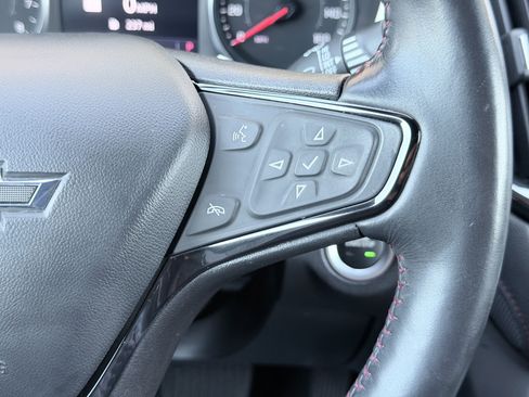 Used 2022 Chevrolet Equinox RS w/ RS Leather Package image 39