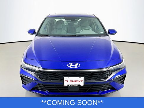 Used 2024 Hyundai Elantra SEL w/ Convenience Package FWD image 2