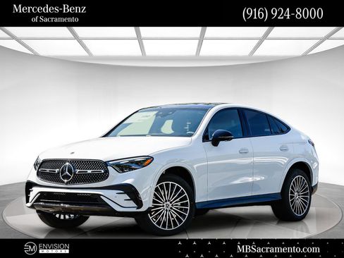 New 2025 Mercedes-Benz GLC 300 4MATIC image 1