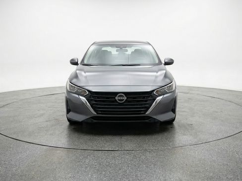 Used 2025 Nissan Sentra SV FWD image 2