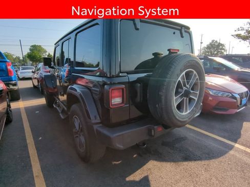 Used 2023 Jeep Wrangler Unlimited Sahara AWD/4WD image 4