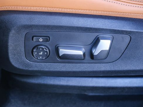 New 2026 BMW X5 xDrive40i w/ M Sport Package image 18