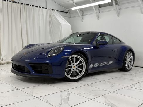 Used 2024 Porsche 911 Carrera GTS RWD image 6