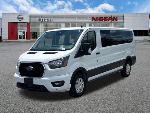Used 2024 Ford Transit 350 XLT RWD image 3