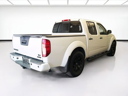 Used 2021 Nissan Frontier SV w/ Midnight Edition Floor Mats RWD image 4