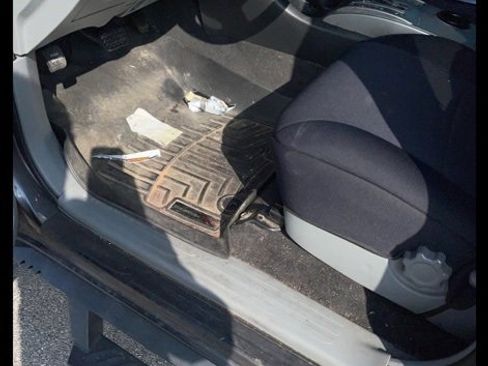 Used 2012 Toyota Tacoma PreRunner image 5