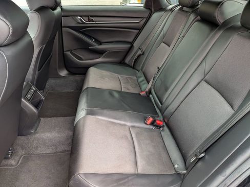 Used 2022 Honda Accord Sport image 24