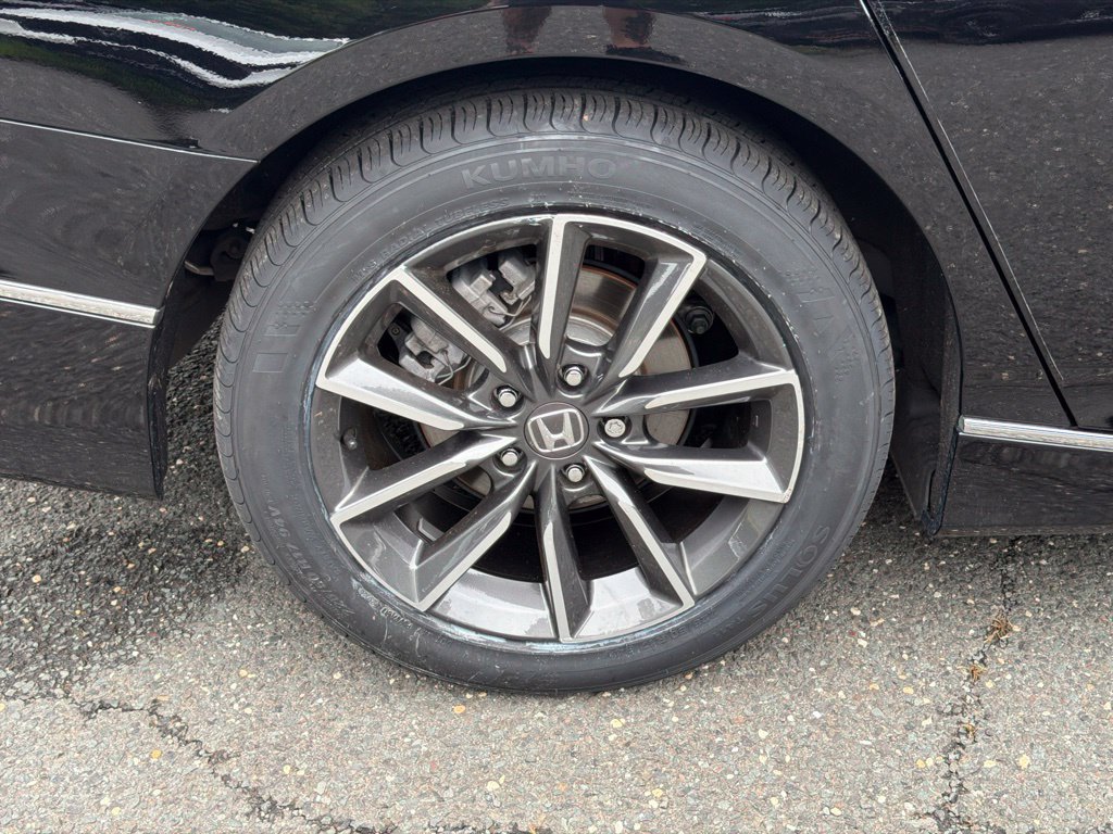 Used 2022 Honda Accord EX-L image 6