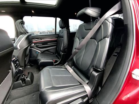 Certified 2021 Jeep Grand Cherokee L Overland w/ Luxury Tech Group IV image 19