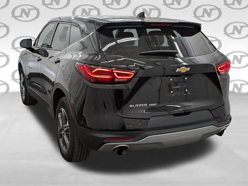 Used 2025 Chevrolet Blazer LT AWD/4WD image 18