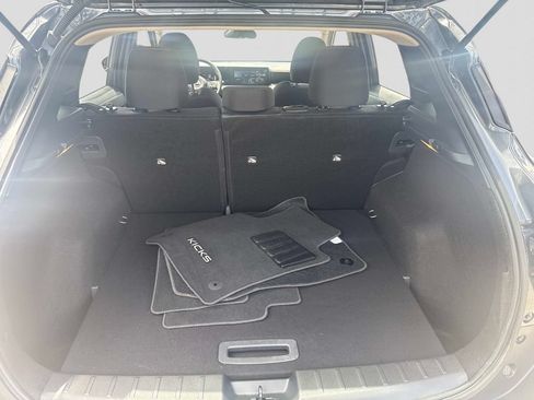 Certified 2025 Nissan Kicks SV FWD image 6