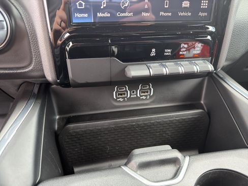 Used 2023 RAM 1500 Laramie RWD image 15