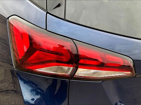 Used 2022 Chevrolet Equinox LT image 24