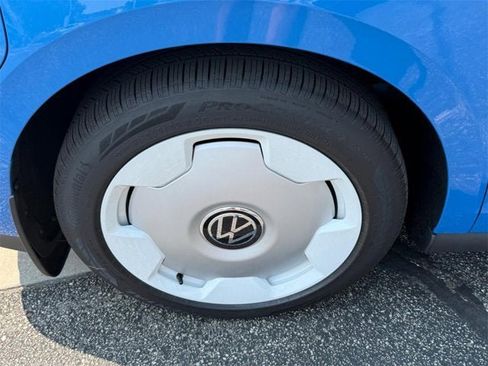 New 2025 Volkswagen ID. Buzz 1st Edition image 4