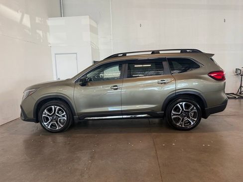 Certified 2024 Subaru Ascent Touring AWD/4WD image 16