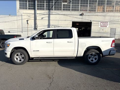 Used 2023 RAM 1500 Big Horn AWD/4WD image 3