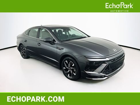 Used 2025 Hyundai Sonata SEL image 1