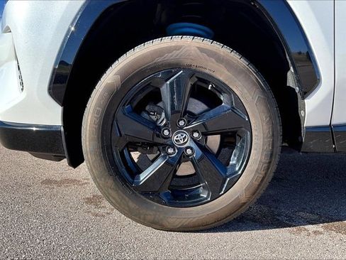 Used 2020 Toyota RAV4 XSE w/ XSE Grade Weather Package image 32