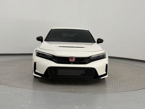 Used 2024 Honda Civic Type R image 6